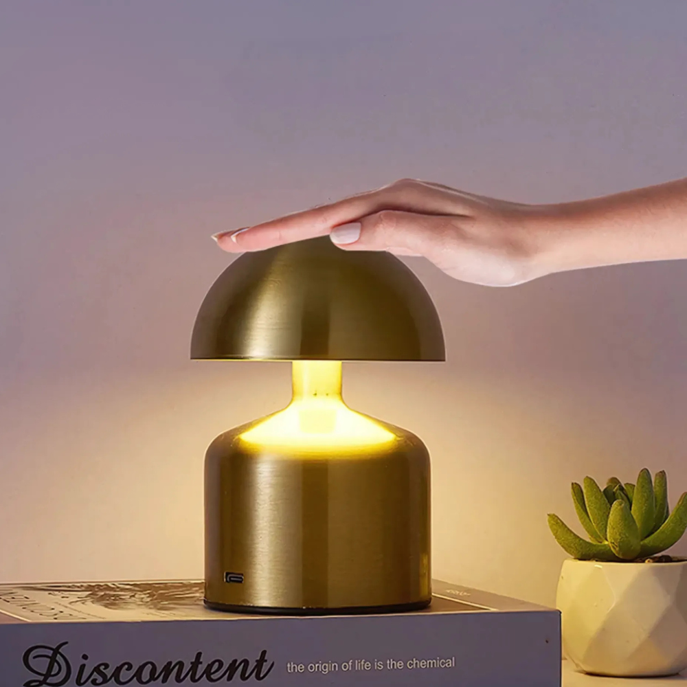 Lampe de table rechargeable – Forme champignon rétro, finition métallique pour salon ou chambre