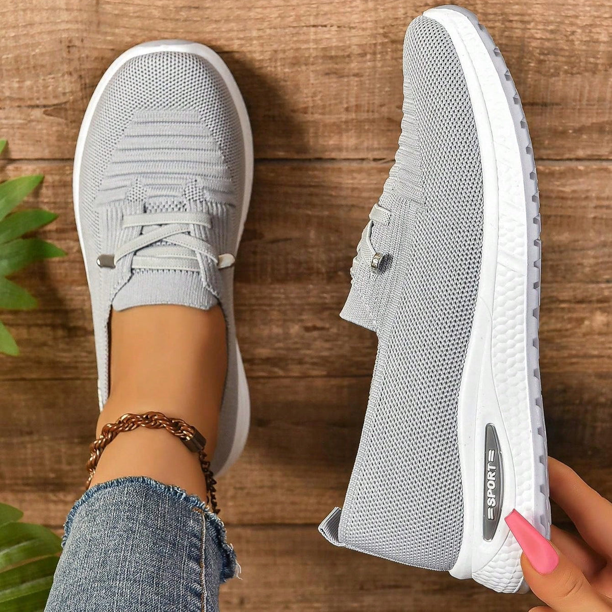 Baskets Femme Slip-On Bout Large Gris Clair