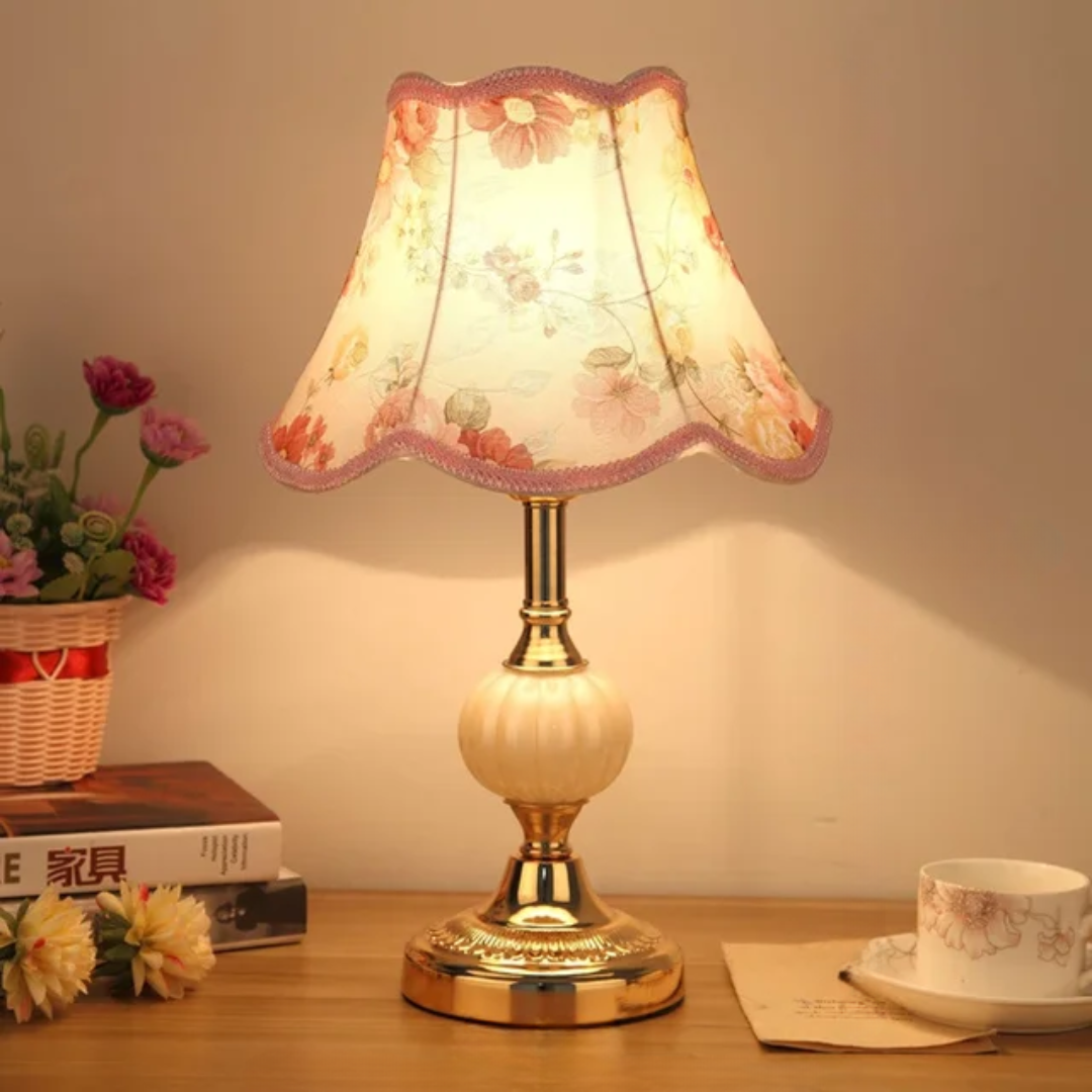 Lampa stołowa – metalowa lampa w stylu skandynawskim vintage do sypialni lub salonu