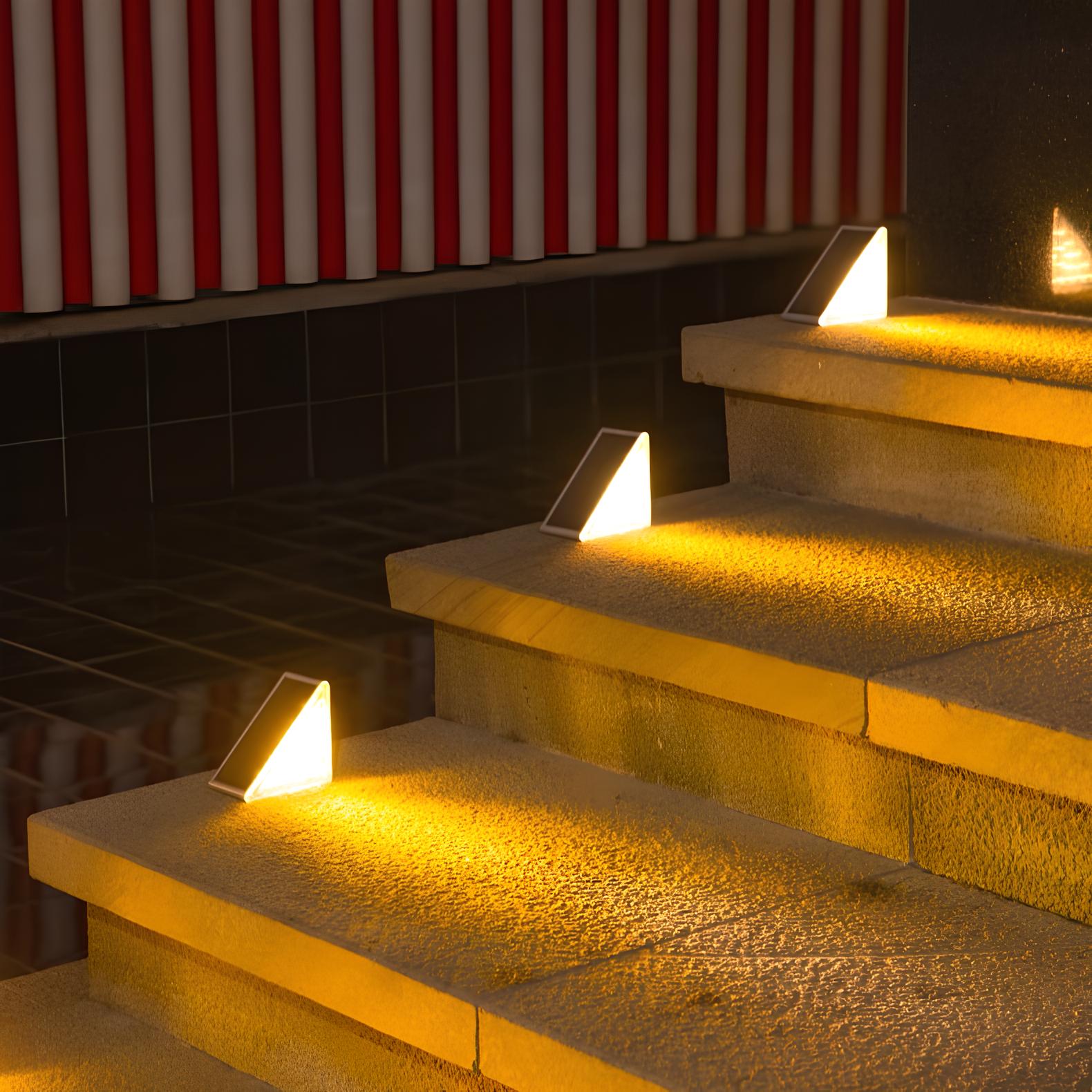 Trapverlichting op zonne-energie – Warmwitte LED’s, weerbestendig ontwerp voor trappen of terrassen