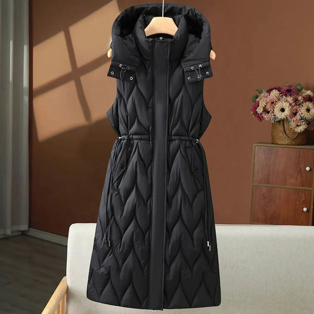 Annika | Damen Langer Stepp-Bodywarmer mit Kapuze und Taillen-Kordelzug 2