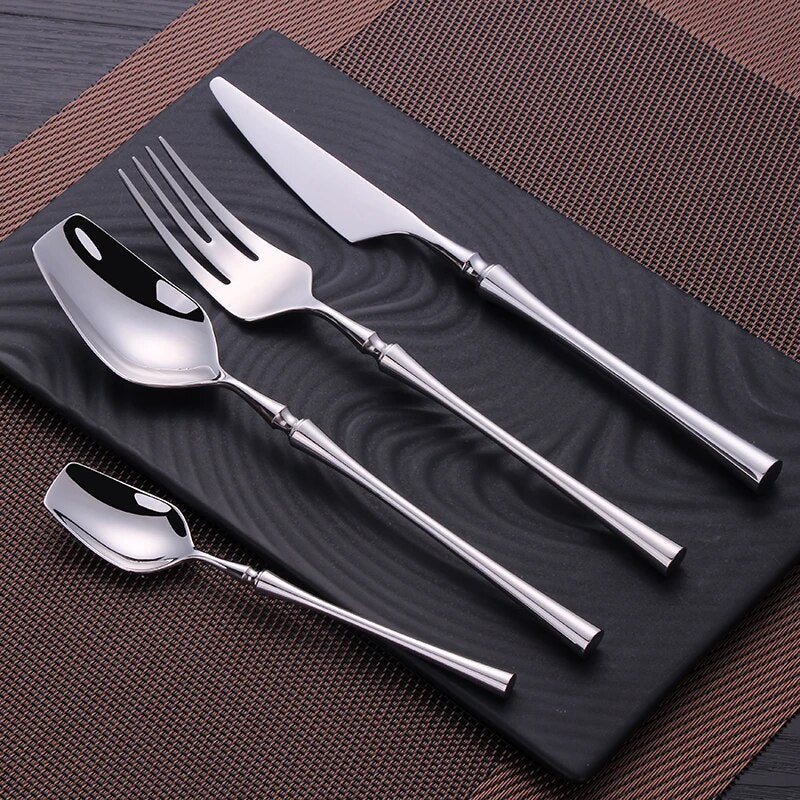Stainless steel cutlery set – Elegant and ergonomic design for everyday use or a festive dining experience