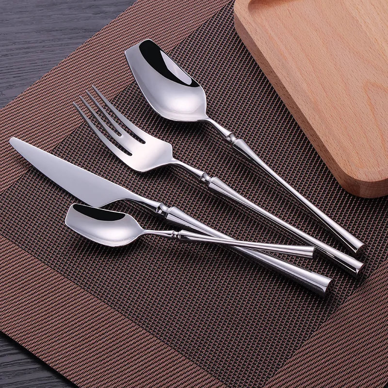 Stainless steel cutlery set – Elegant and ergonomic design for everyday use or a festive dining experience
