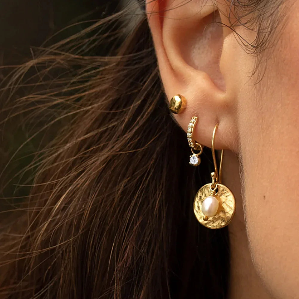 Boucles d'Oreilles Créoles Femme Plaquées Or avec Zircone et Breloque