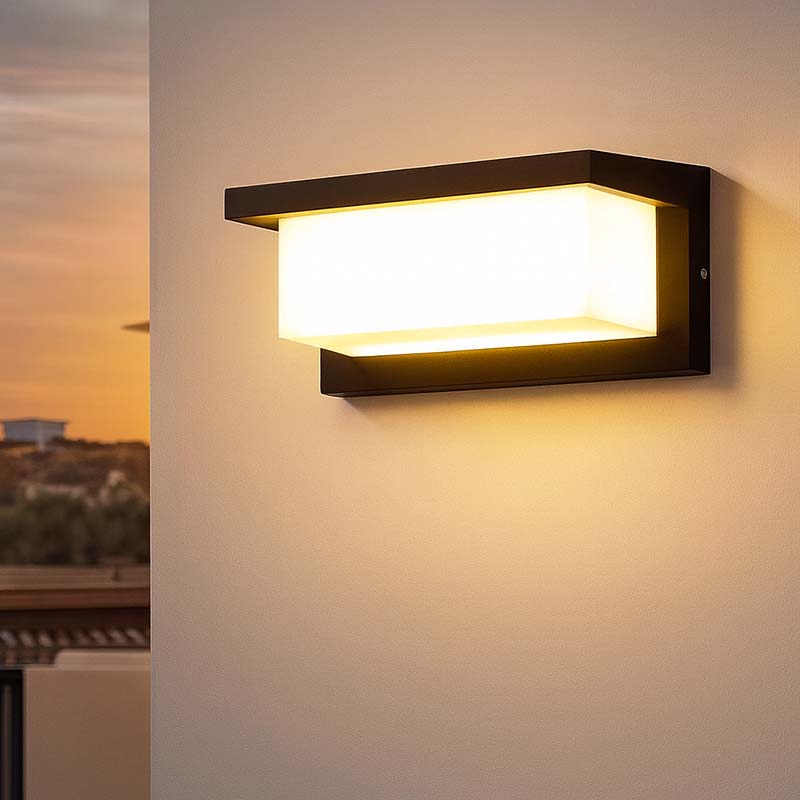 Motion-Sensor Wall Light – Black, Waterproof LED for the Garden, Porch, or Driveway