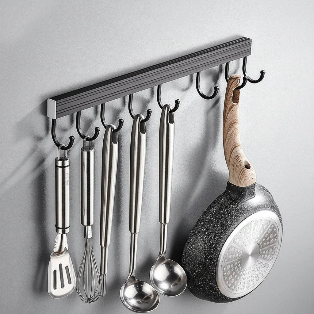 Organisateur de Crochet Murale – Acier Inoxydable, Design Économiseur d'Espace pour Planches à Découper et Ustensiles de Cuisine