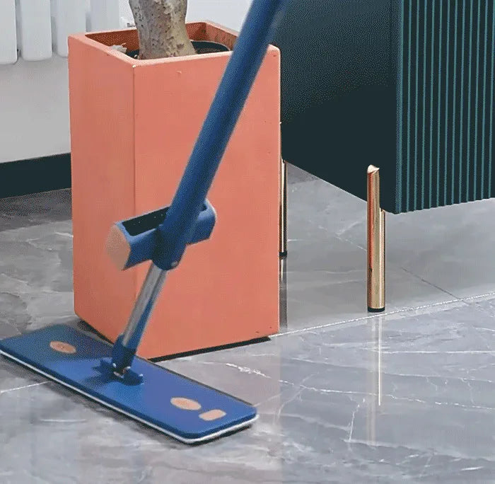 360° Rotating Mop – Microfiber, Lightweight Design for Effective Cleaning of Floors and Corners