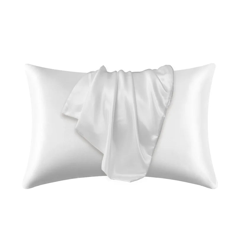 Silk Pillowcase – Hypoallergenic, Soft, and Breathable for Sensitive Skin and a Luxurious Sleep Experience