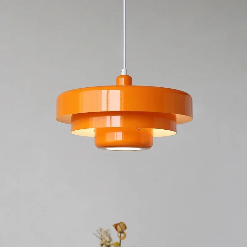 Suspension danoise – Métal orange, design vintage pour salon ou salle à manger