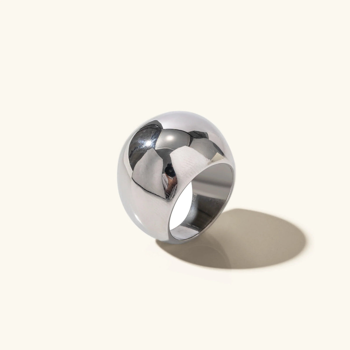 Bague Femme Dôme Plaquée Or - Anneau Statement en Acier Inoxydable
