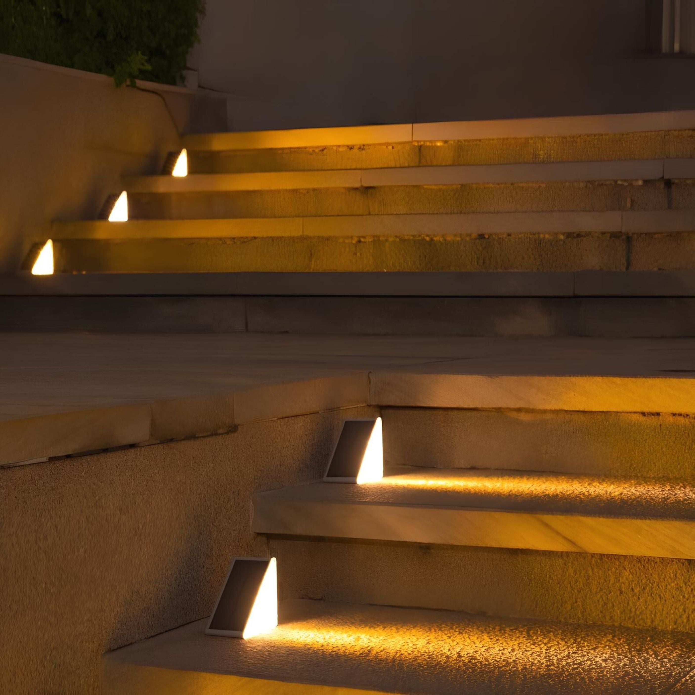 Trapverlichting op zonne-energie – Warmwitte LED’s, weerbestendig ontwerp voor trappen of terrassen