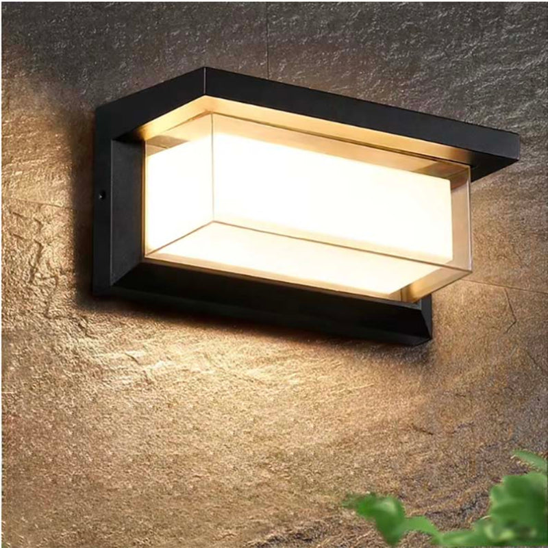 Motion-Sensor Wall Light – Black, Waterproof LED for the Garden, Porch, or Driveway