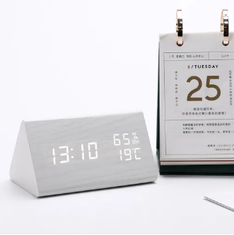 Wooden LED Clock – Natural Wood Finish, Elegant, and Voice-Controlled for the Living Room or Bedroom