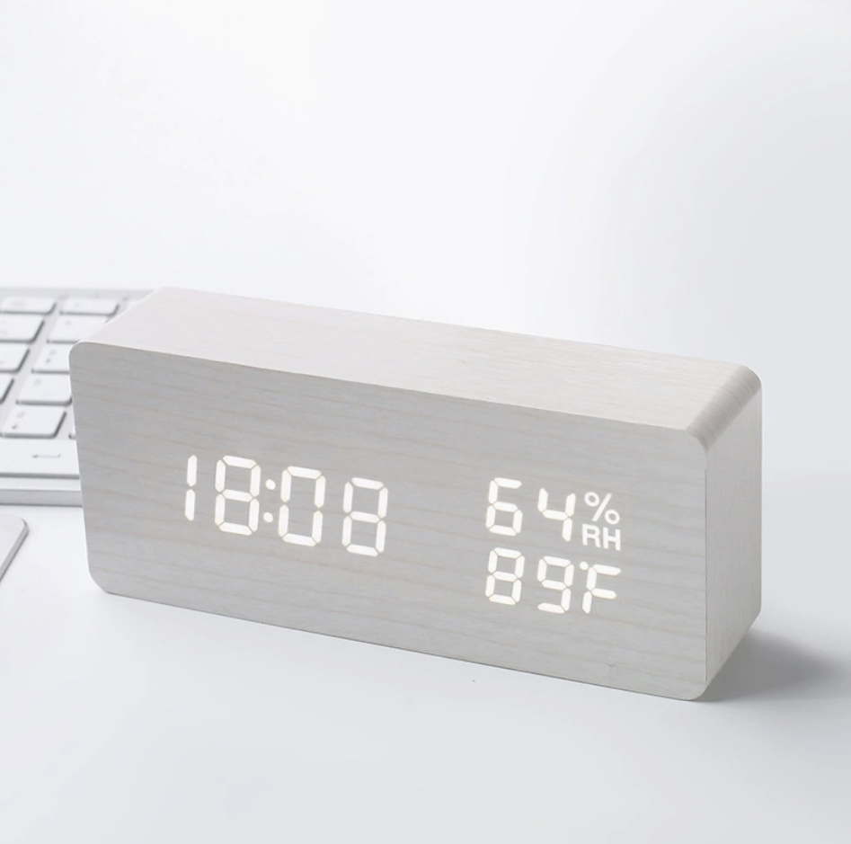 Wooden LED Clock – Natural Wood Finish, Elegant, and Voice-Controlled for the Living Room or Bedroom