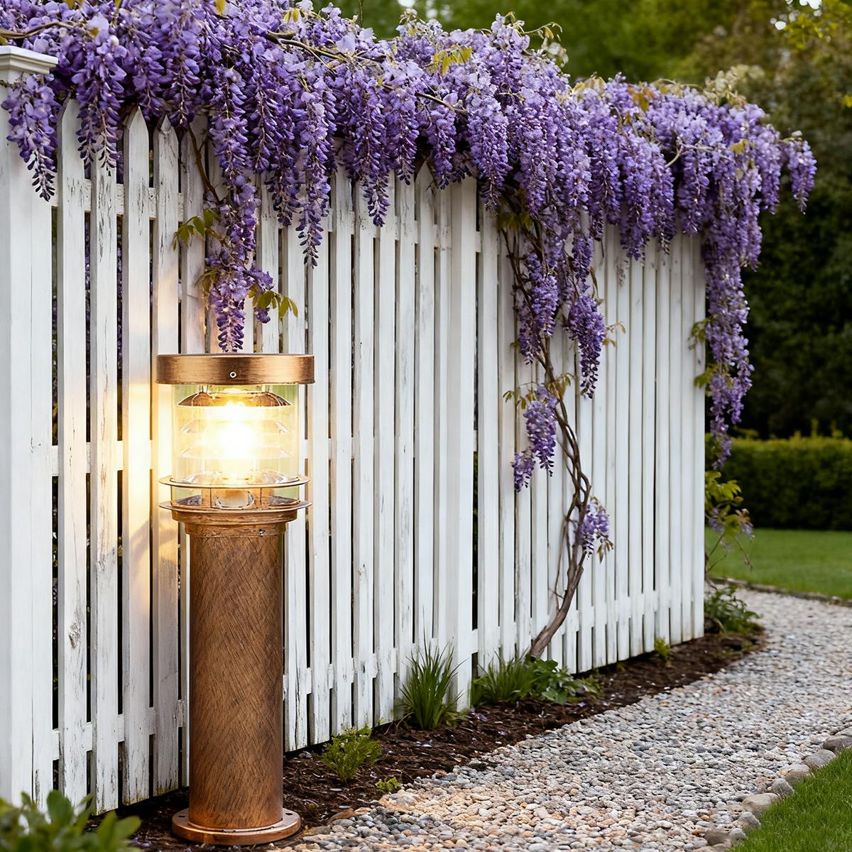 Modern Outdoor Light – Black or Bronze, Waterproof and Energy-Efficient for the Garden or Patio