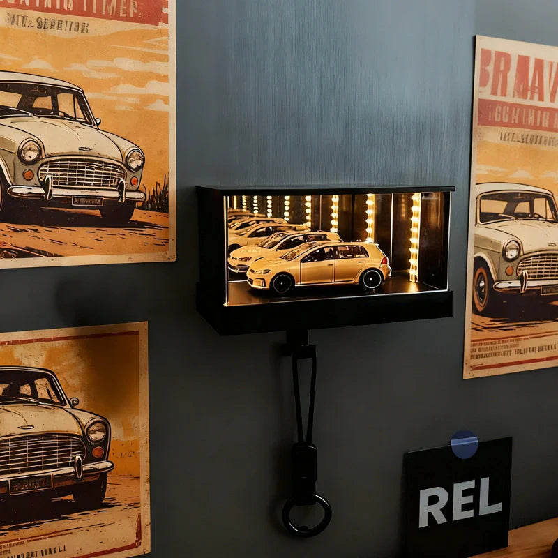 Light-up keychain – Modern, infinite mirror effect with motion sensor for entryways or hallways
