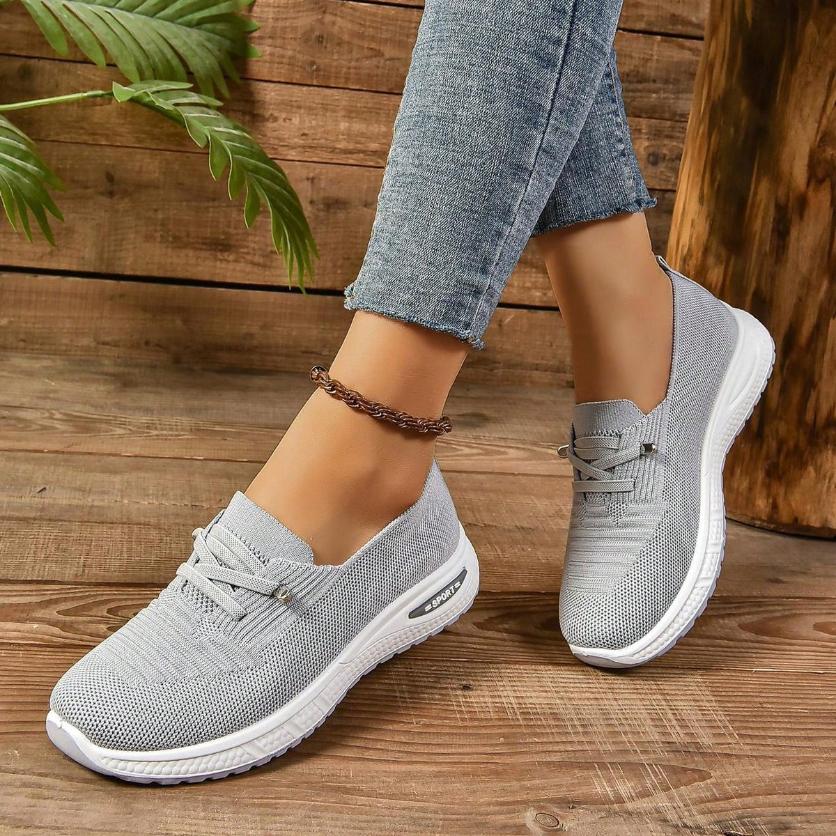 Baskets Femme Slip-On Bout Large Gris Clair