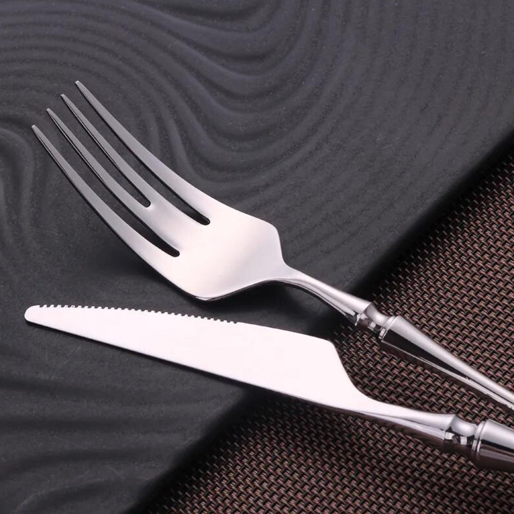 Stainless steel cutlery set – Elegant and ergonomic design for everyday use or a festive dining experience