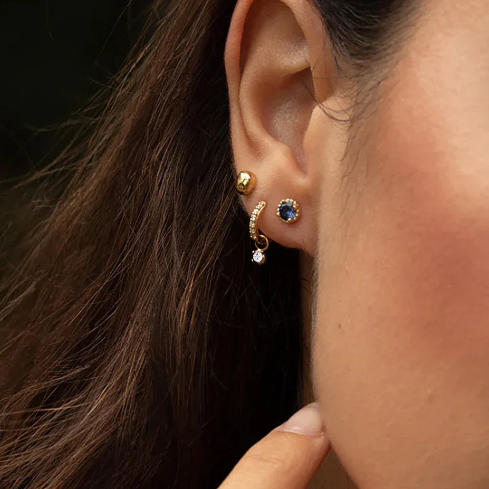 Boucles d'Oreilles Créoles Femme Plaquées Or avec Zircone et Breloque