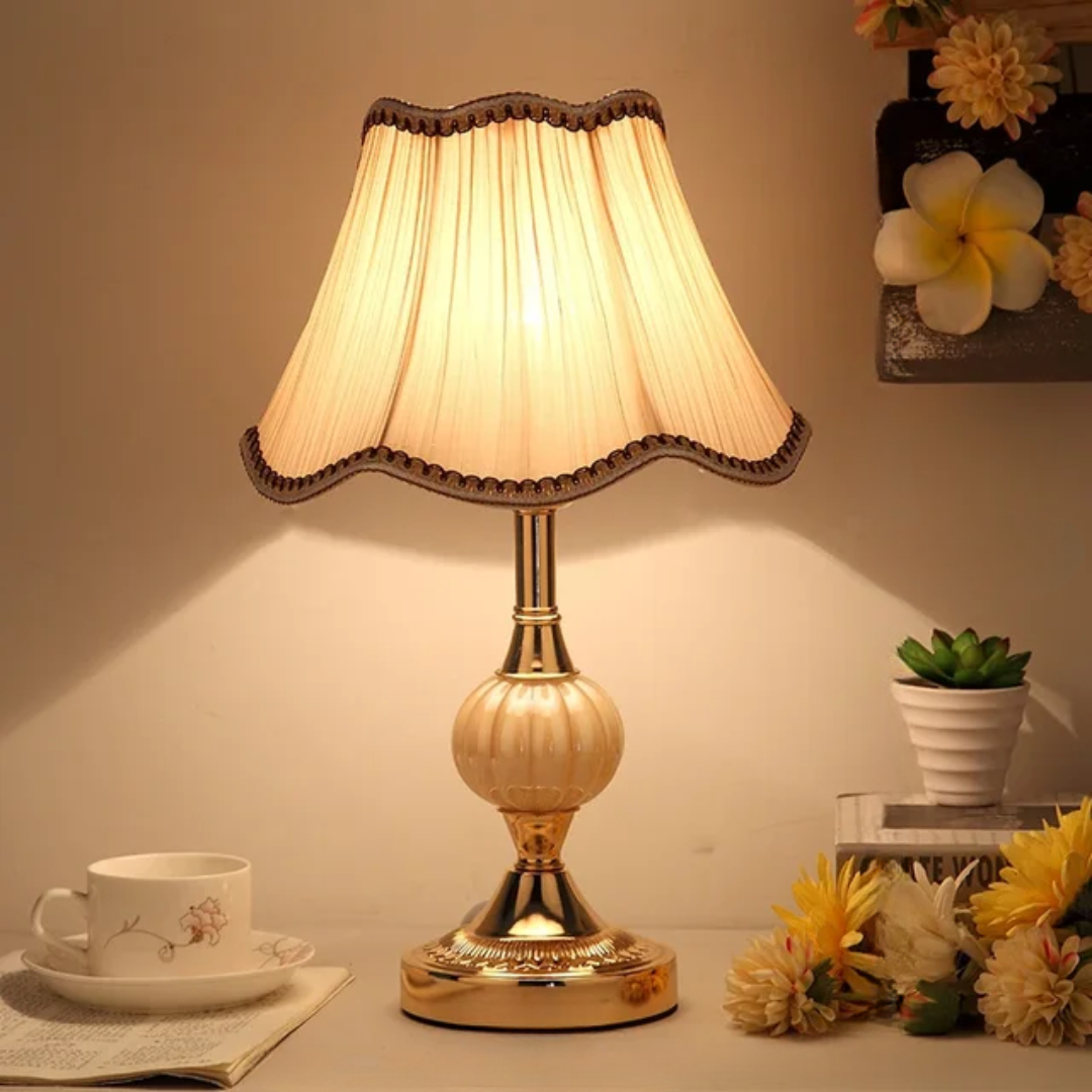 Tafellamp – Vintage Scandinavisch design van metaal voor de slaapkamer of woonkamer