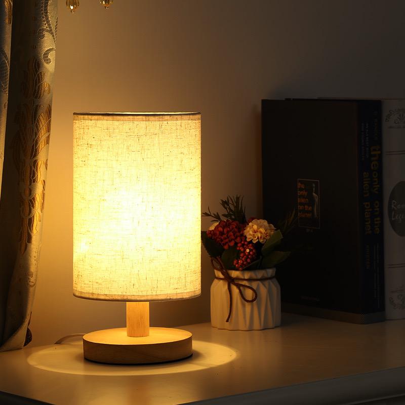 Lampe de Table en Bois et Lin avec Télécommande