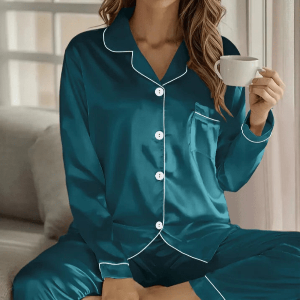 Ensemble Pyjama Femme Boutonné en Tissu Doux et Respirant