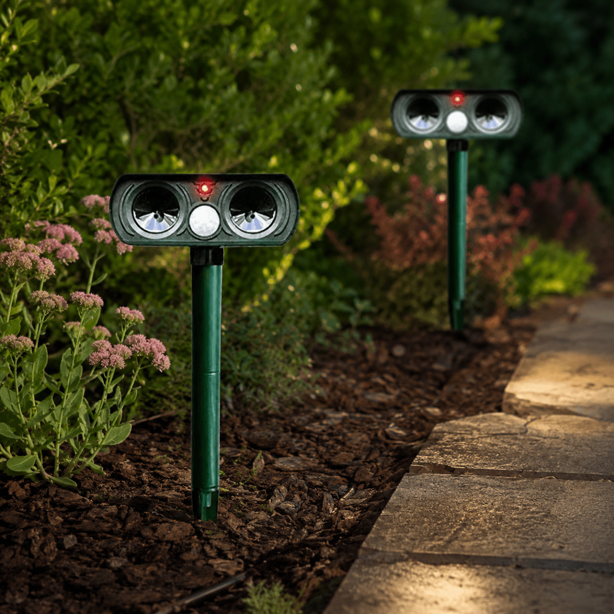 Solar-Powered Detailed Repeller – Motion Sensor, Weather-Resistant for Gardens and Green Spaces