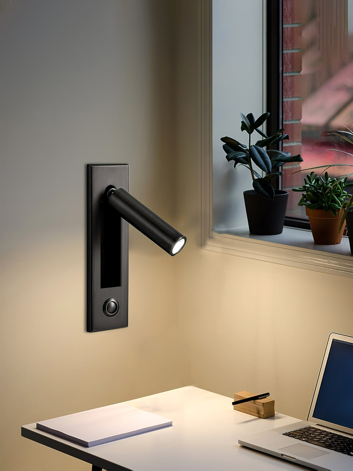 Applique Murale LED Encastrée pour Chevet - Métal