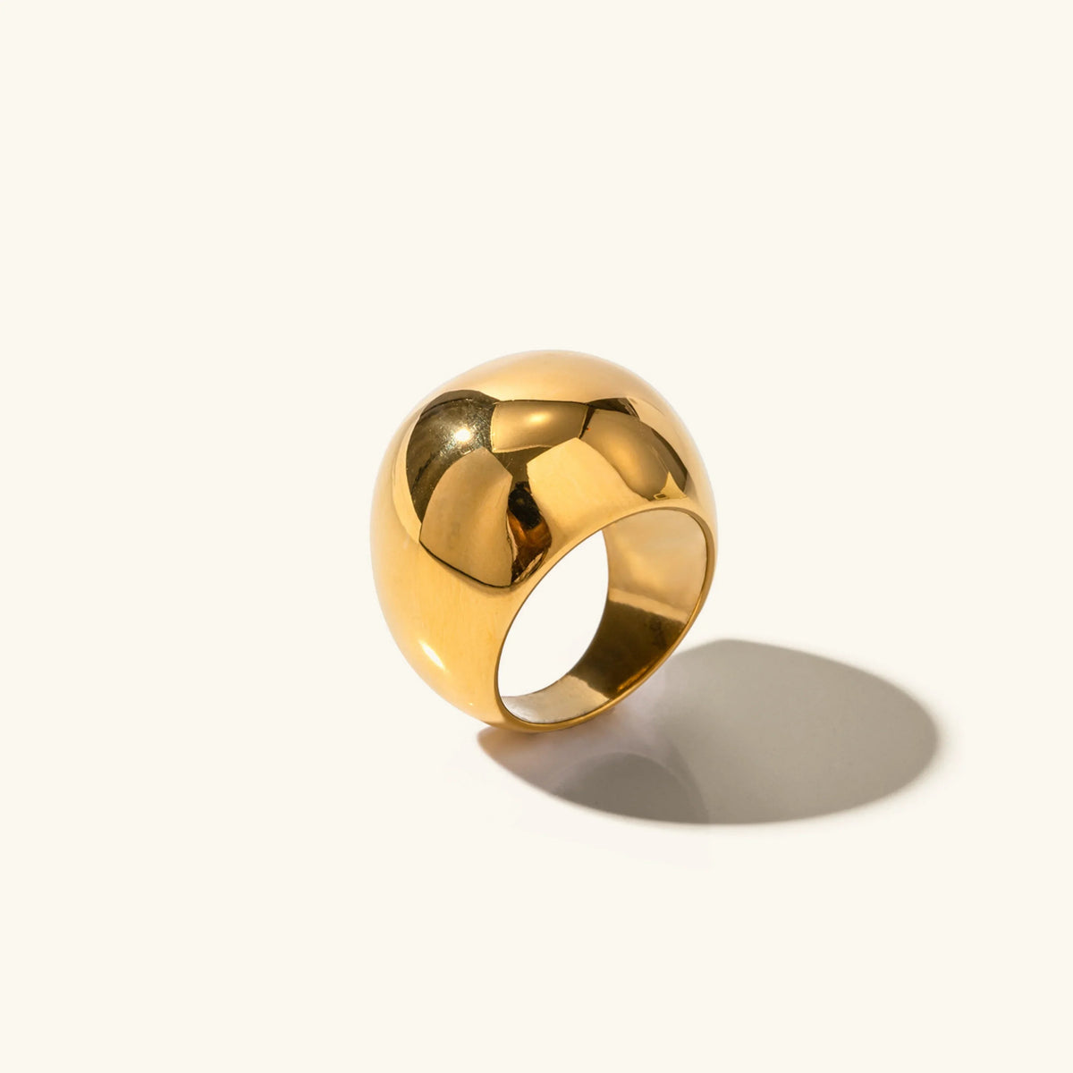 Bague Femme Dôme Plaquée Or - Anneau Statement en Acier Inoxydable
