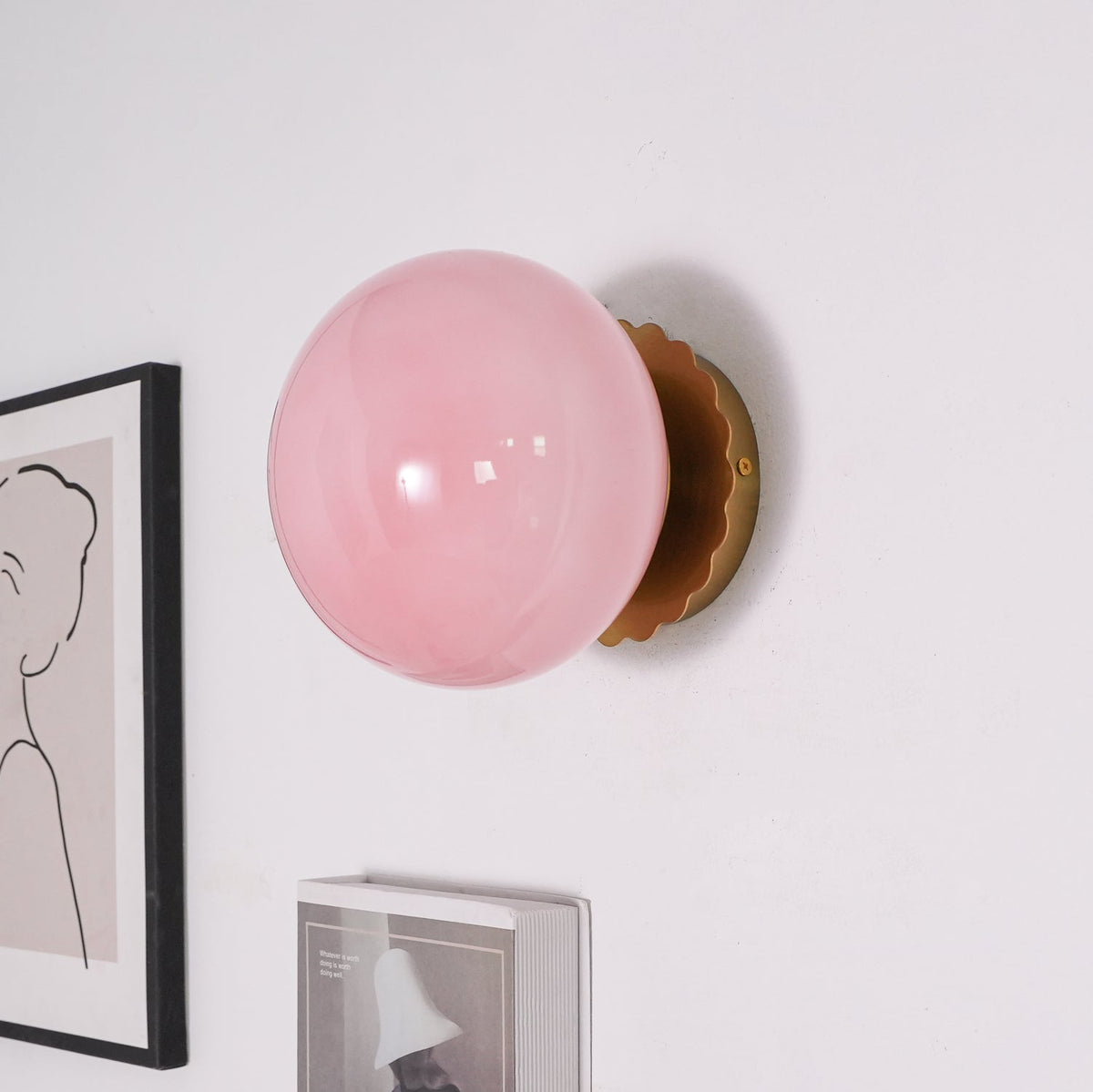 Applique Murale en Verre Rose – Finition Métal Doré ou Chromé