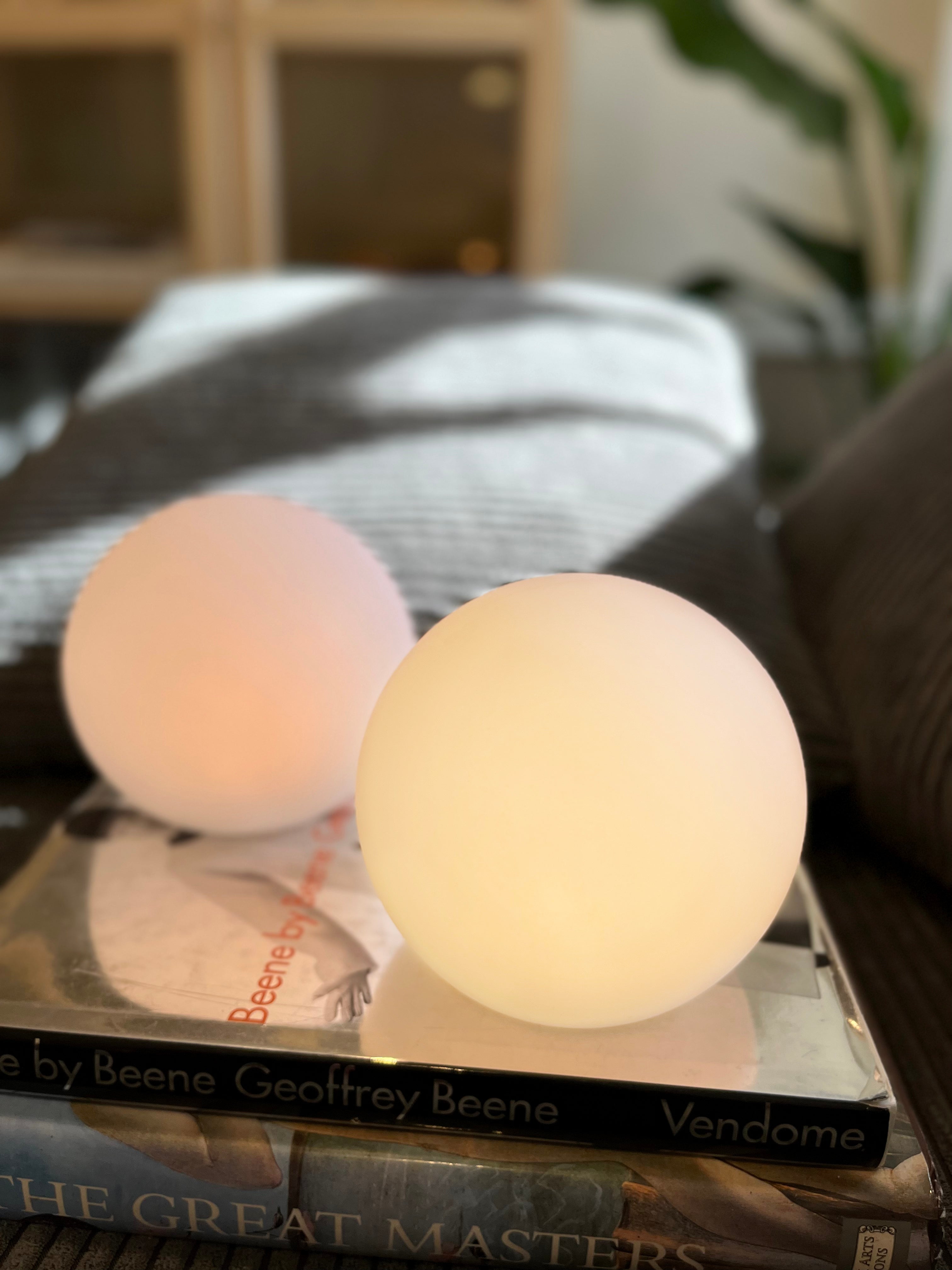 Lampe de Table LED Sans Fil – Écouteurs, Dimmable et Étanche pour Intérieur et Extérieur