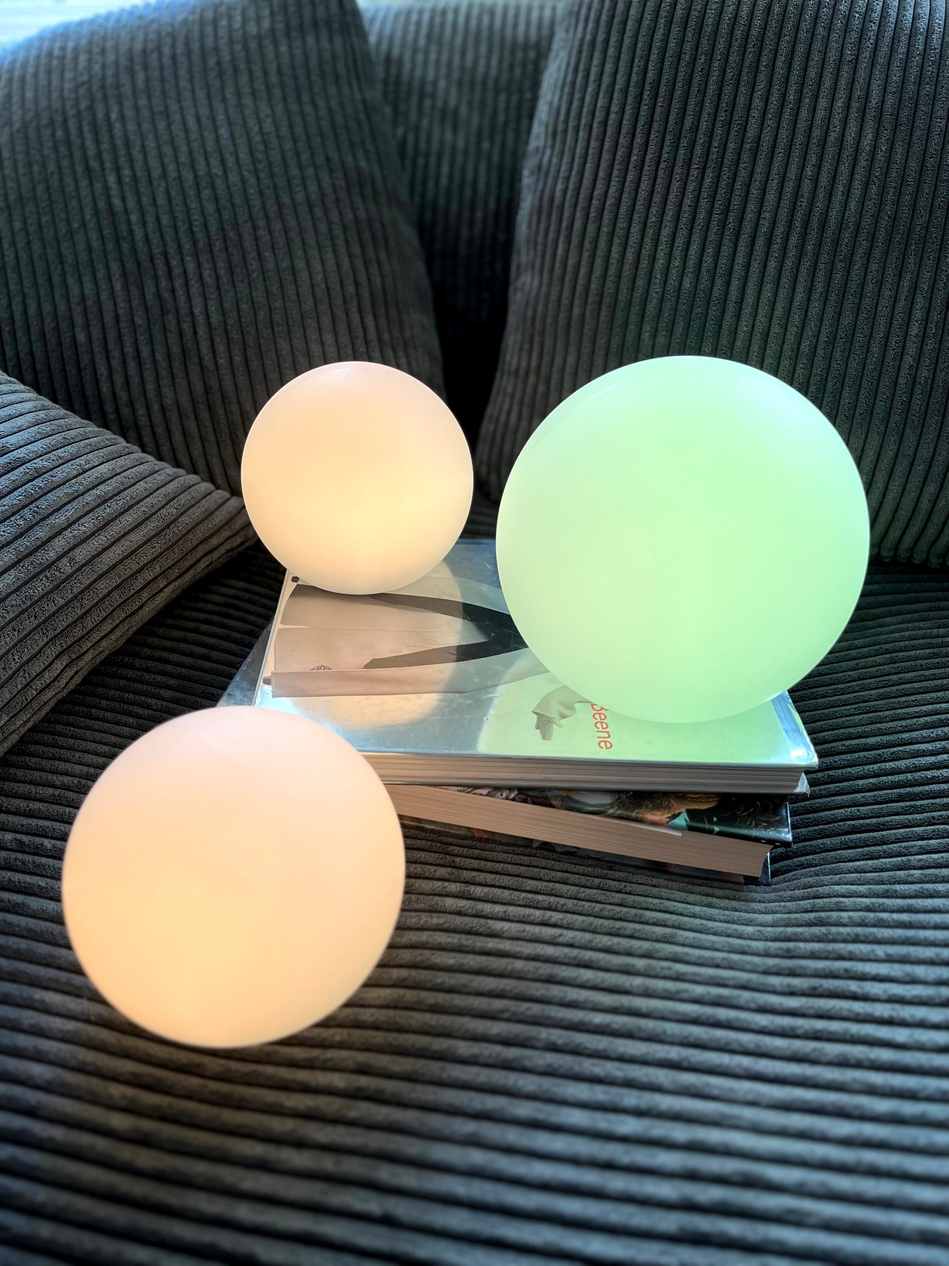 Lampe de Table LED Sans Fil – Écouteurs, Dimmable et Étanche pour Intérieur et Extérieur