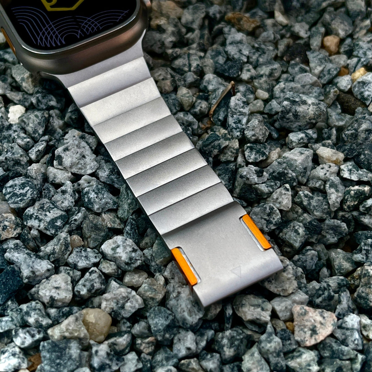 Bracelet Montre Titane à Maillons - Fermoir Magnétique Compatible Apple Watch