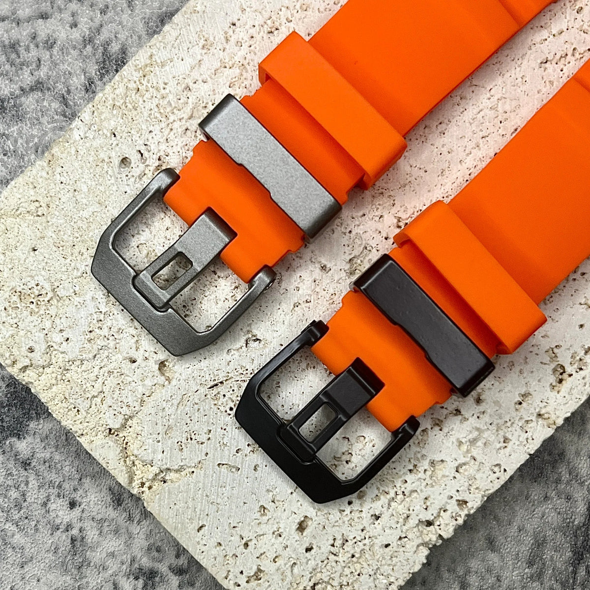 Bracelet Apple Watch en Silicone - Boucle Titane 44/45/46/49mm