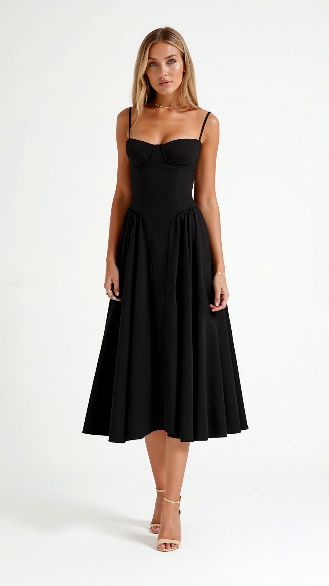 Robe Midi Femme Fleurie Col Cœur à Bretelles Fines