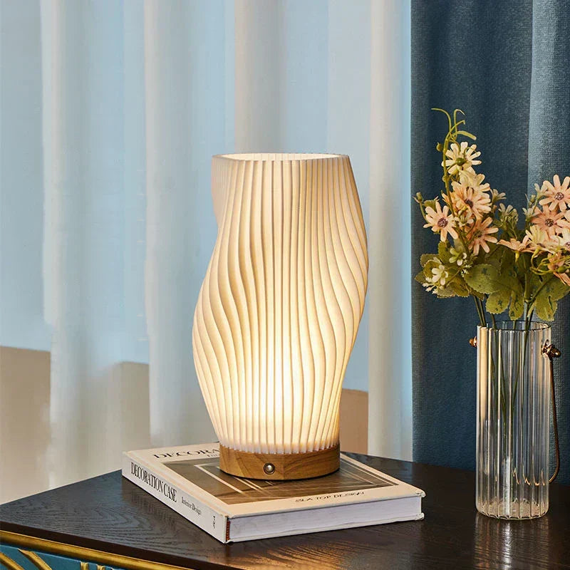 Lampe de Table LED Sculpturale Dimmable au Design Vague