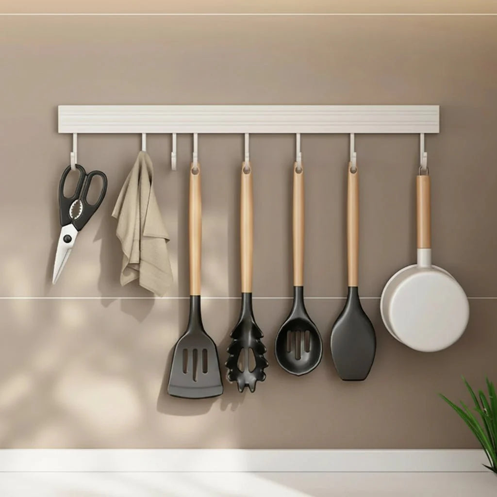 Wall-Mounted Hook Organizer – Stainless Steel, Space-Saving Design for Cutting Boards and Kitchen Utensils