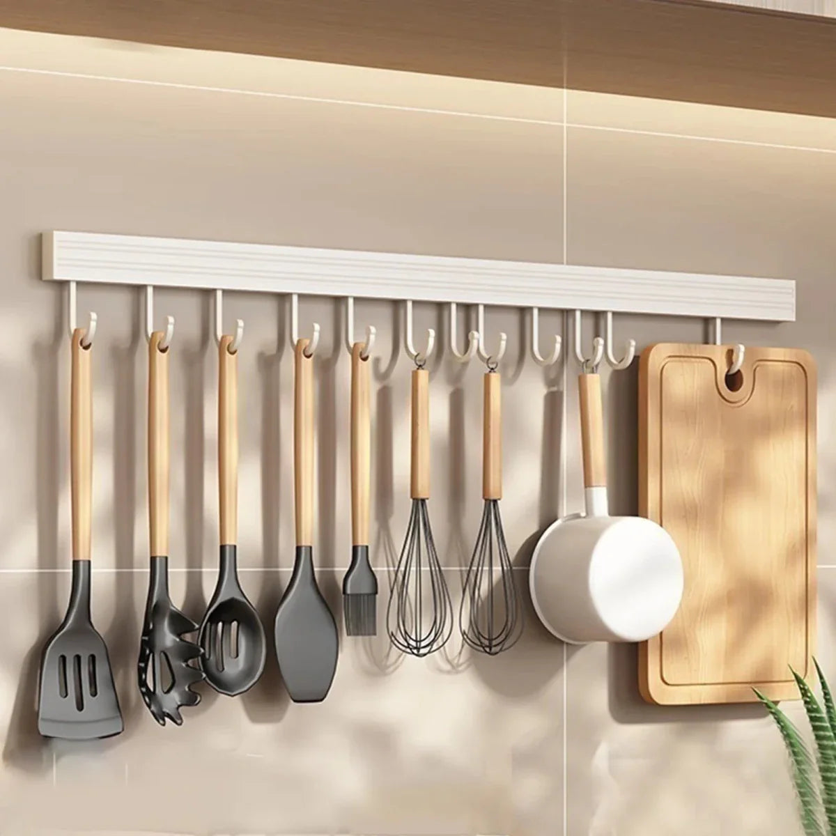 Wall-Mounted Hook Organizer – Stainless Steel, Space-Saving Design for Cutting Boards and Kitchen Utensils