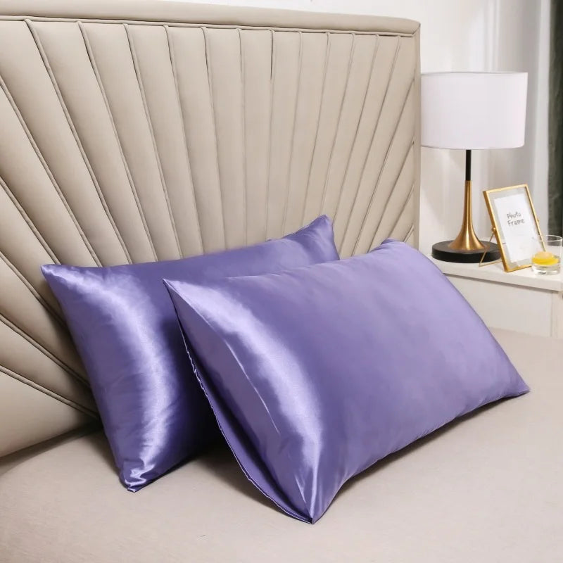 Silk Pillowcase – Hypoallergenic, Soft, and Breathable for Sensitive Skin and a Luxurious Sleep Experience