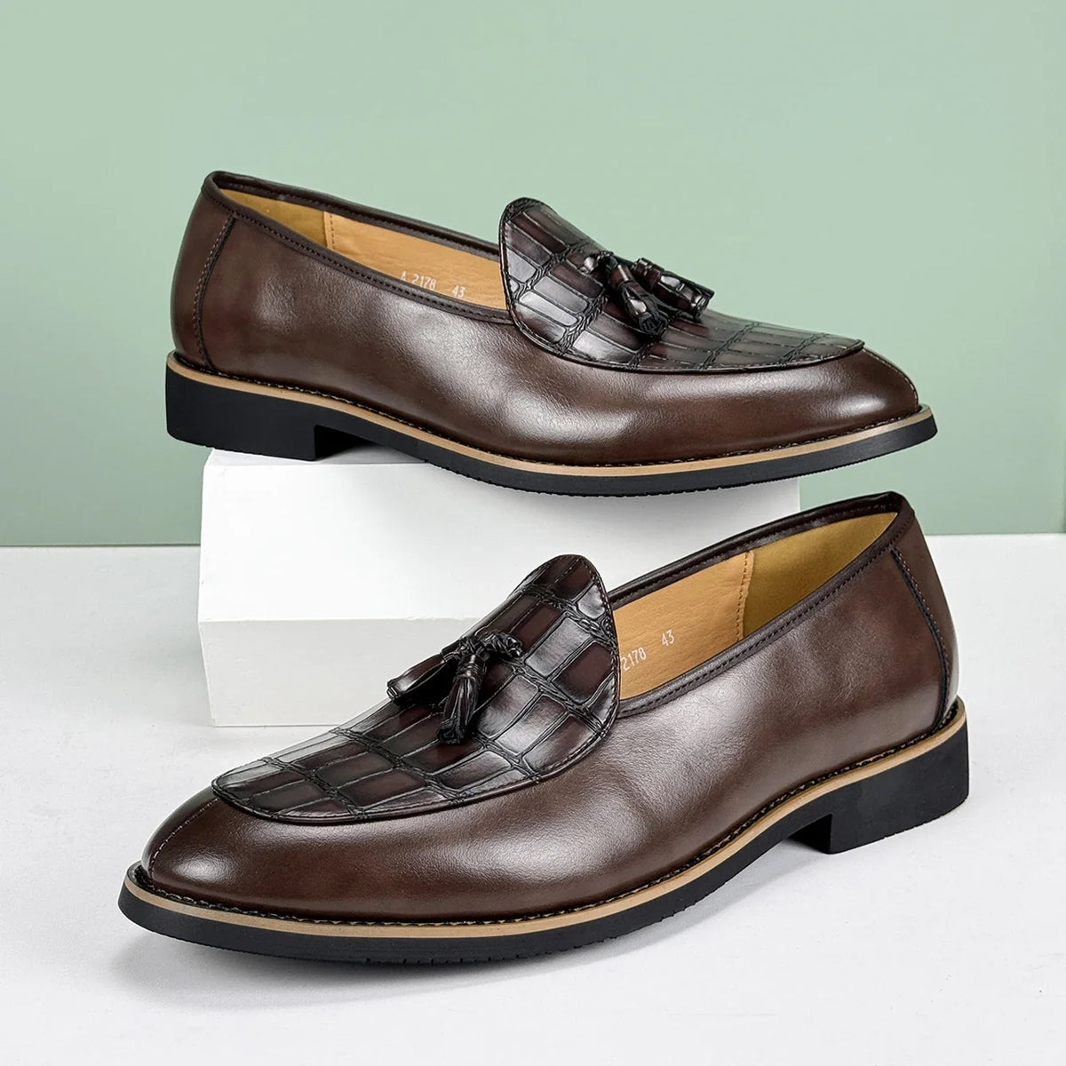 Mocassin Homme en Cuir Italien à Pampilles, Empiècement Effet Croco