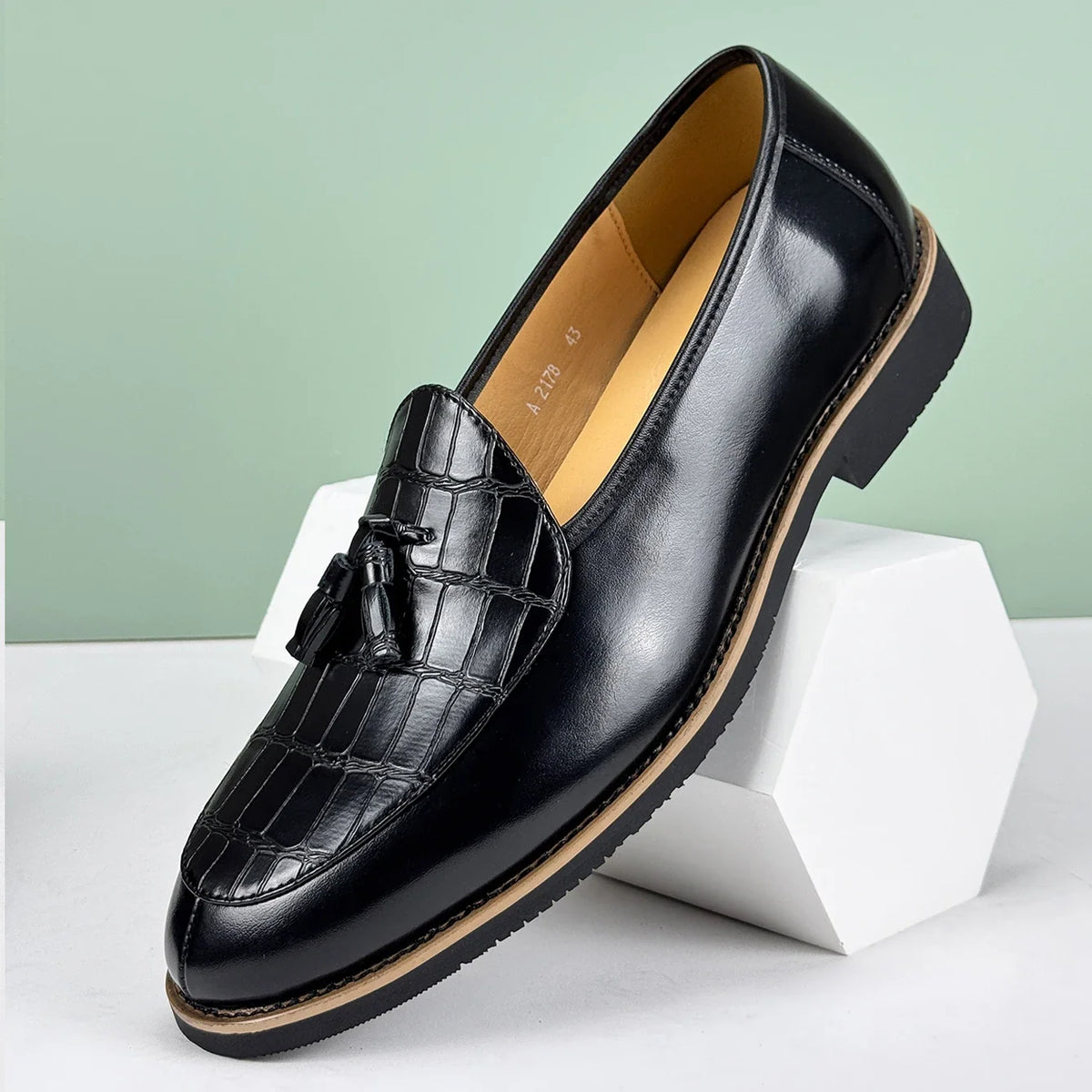 Mocassin Homme en Cuir Italien à Pampilles, Empiècement Effet Croco