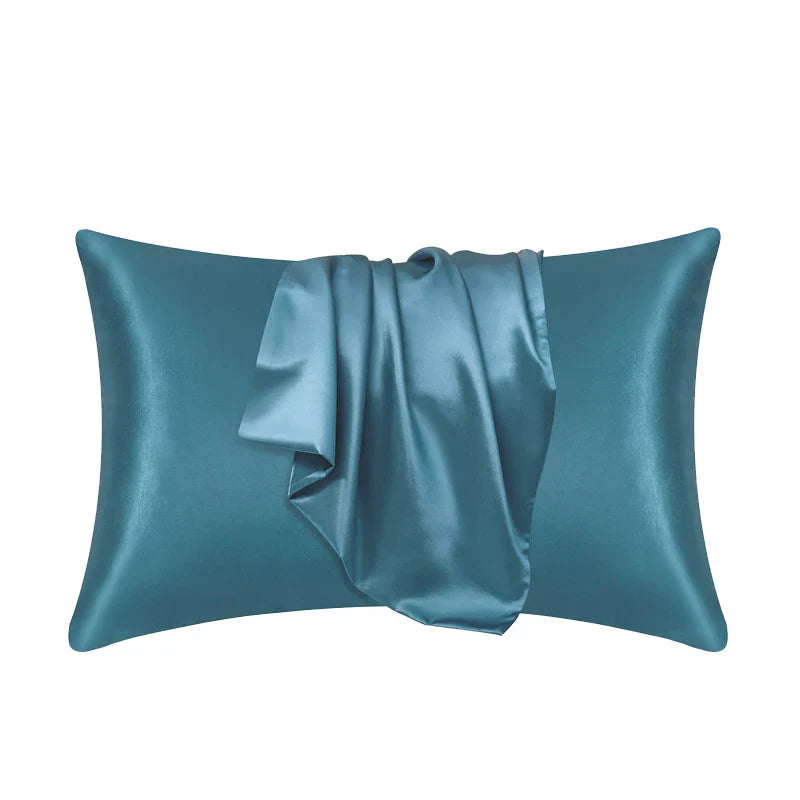Silk Pillowcase – Hypoallergenic, Soft, and Breathable for Sensitive Skin and a Luxurious Sleep Experience