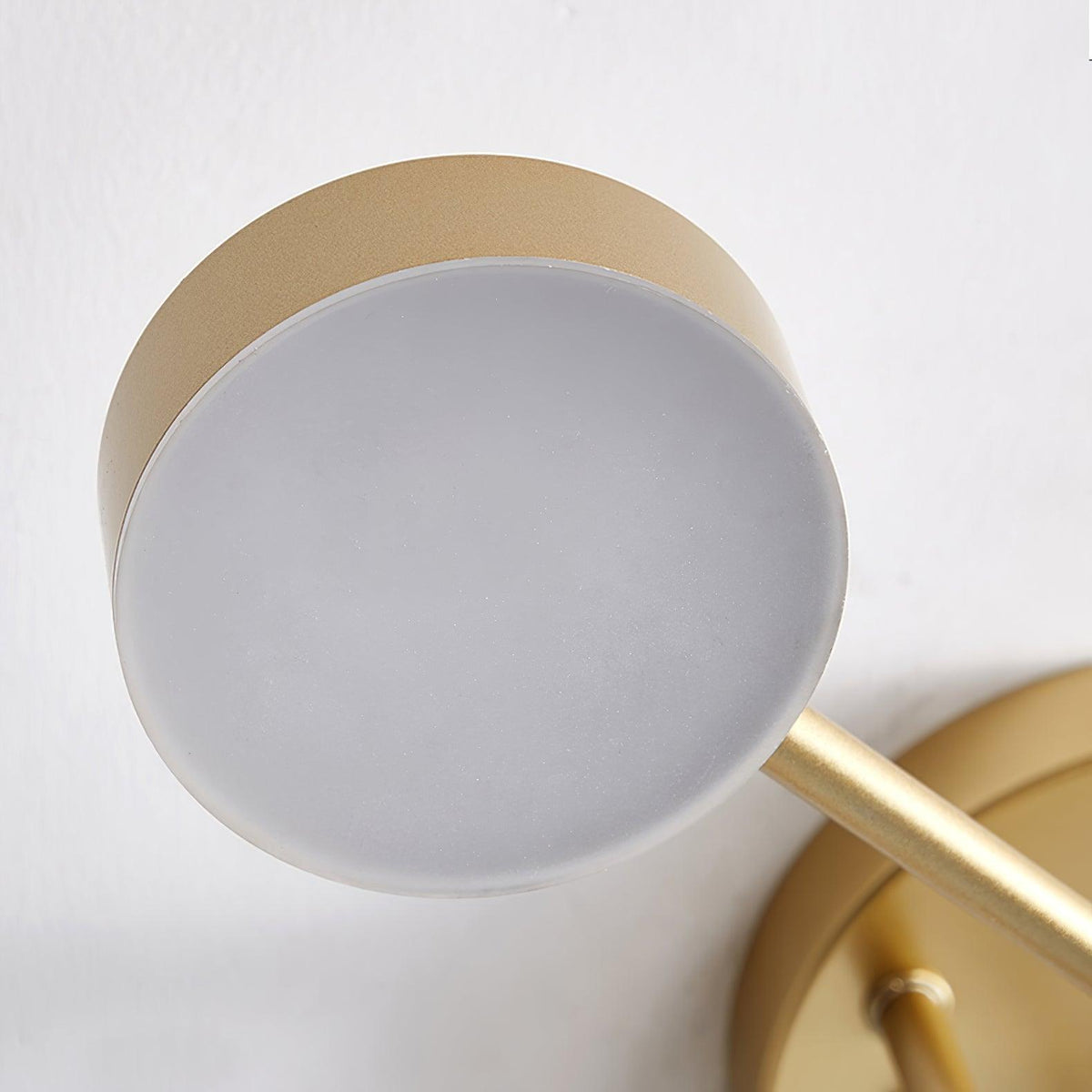Plafonnier Design Sputnik à Bras Croisés et Têtes Cylindriques