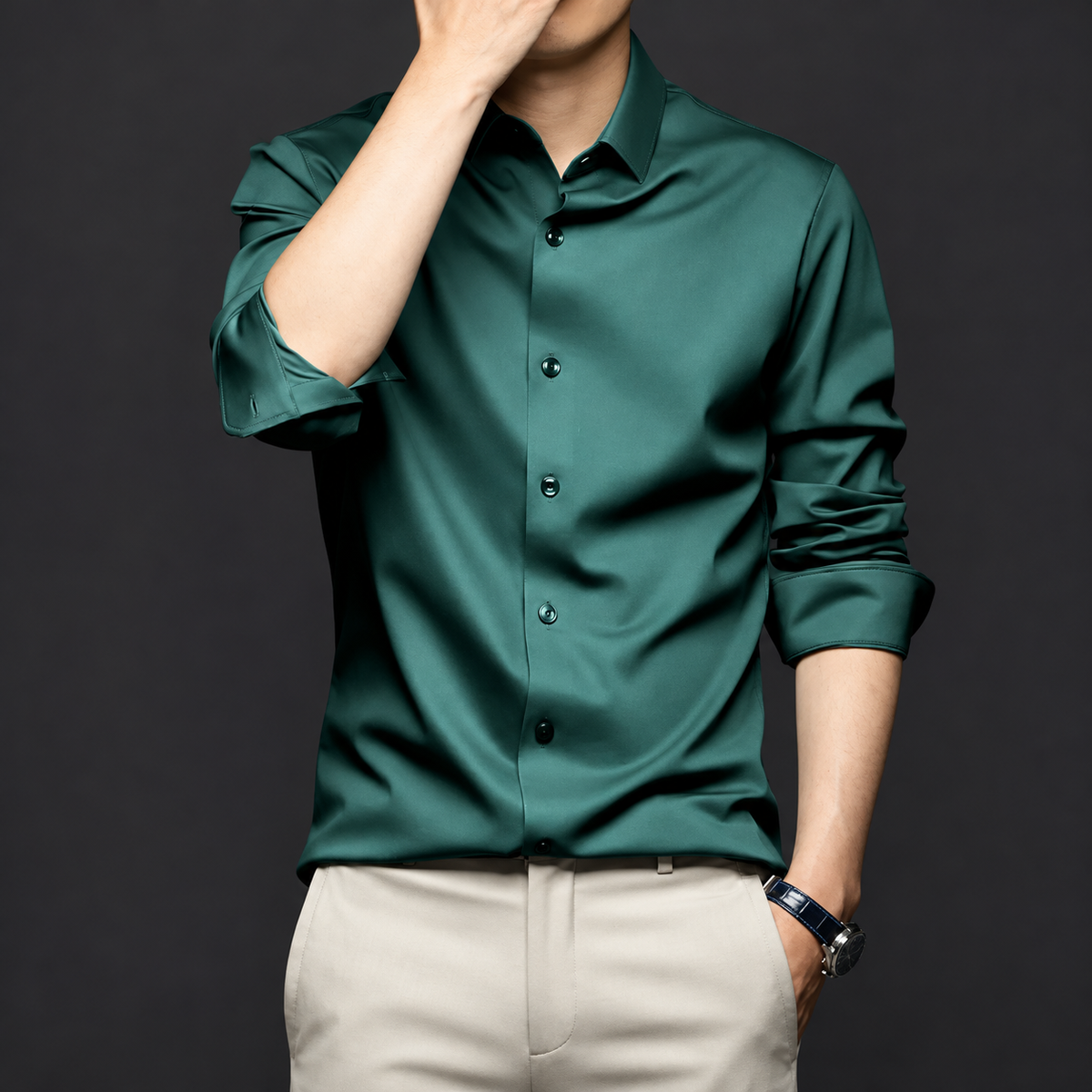 Men's Slim-Fit Long-Sleeve Shirt with Button-Down Collar and Classic Collar