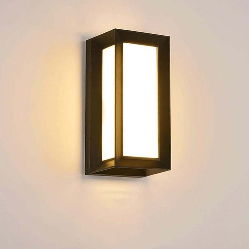 Motion-Sensor Wall Light – Black, Waterproof LED for the Garden, Porch, or Driveway