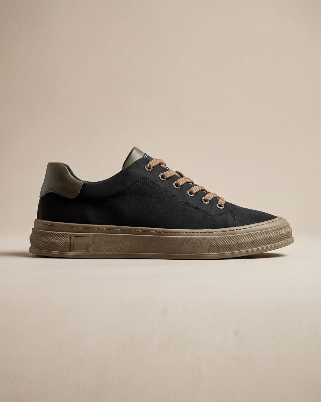 Sneakers Basses en Toile Minimalistes