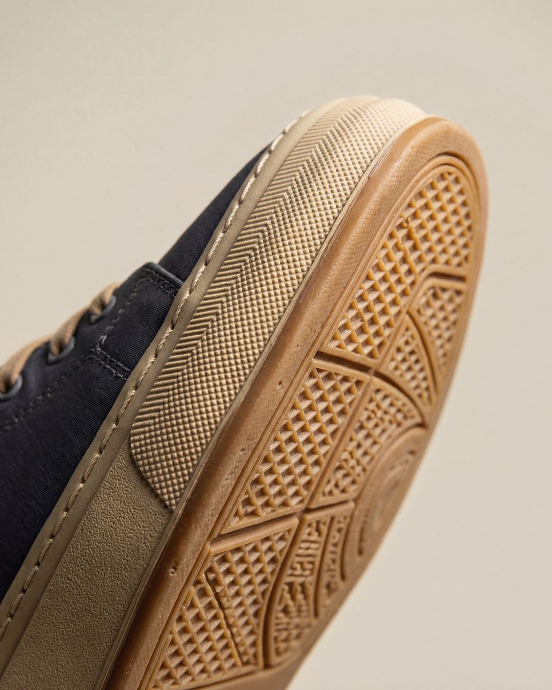 Sneakers Basses en Toile Minimalistes