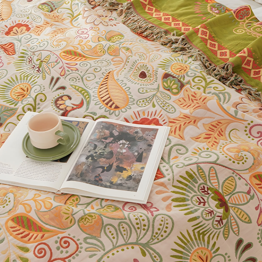 Reversible bohemian throw – Cotton, autumn flower design with pom-poms for the sofa or bed