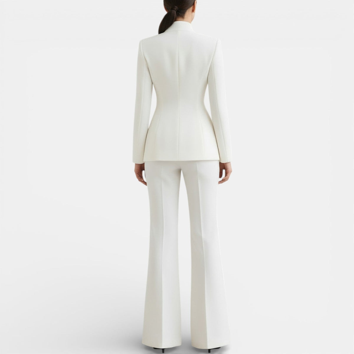 Tailleur Femme Veste et Pantalon Coupe Structurée