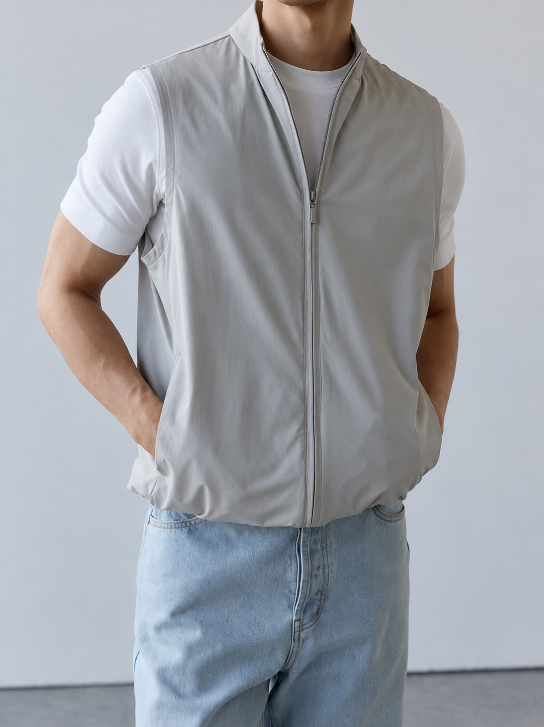 Gilet Sans Manches Homme avec Col Montant et Fermeture Éclair